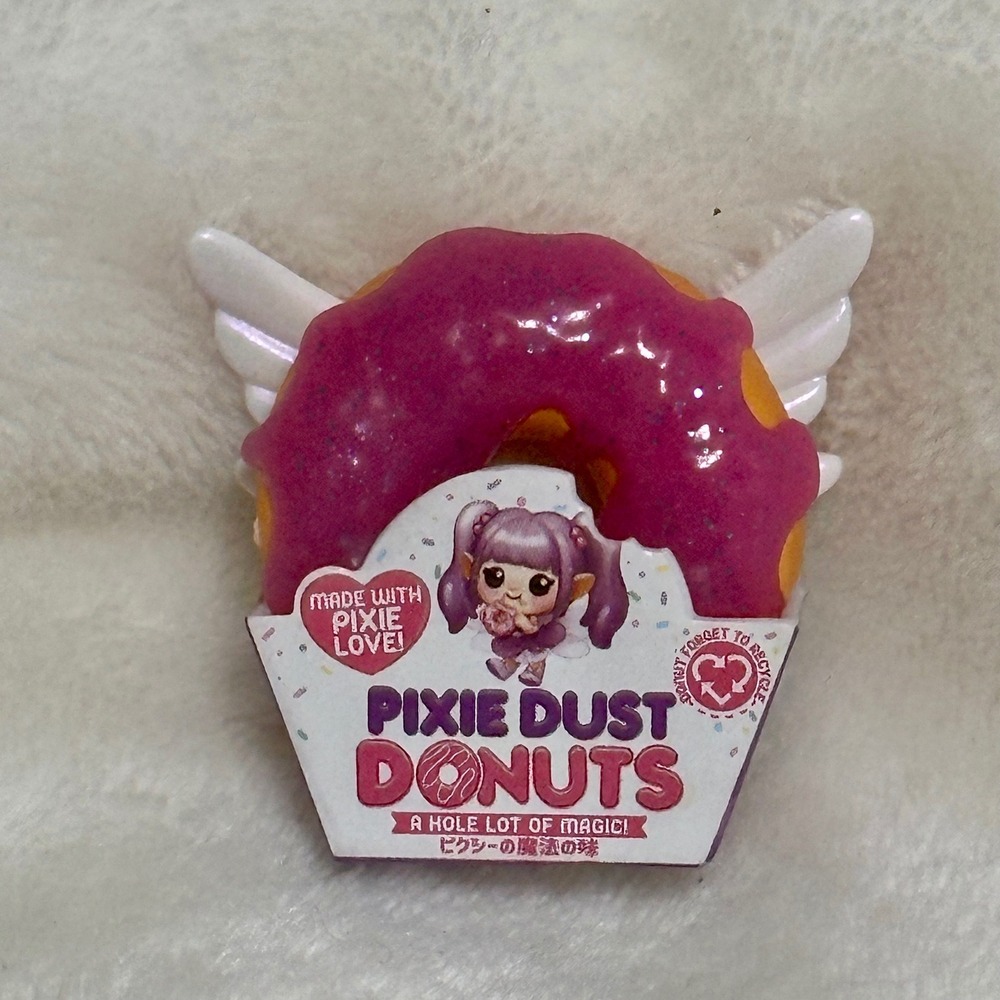 Zuru Mini Brands Kawaii Series Pixie Dust Donuts Miniature Figure